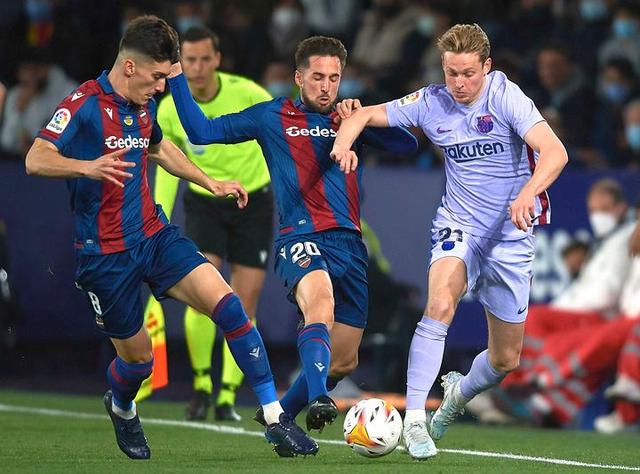 开云体育 电竞-上海申花绝杀压哨备战国王杯JackeyLove在尤文图斯比赛中险胜，巴塞罗那冲刺阶段造点机会瞬间刷屏的简单介绍